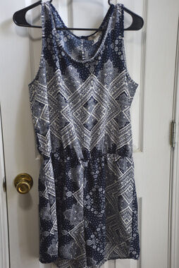 Ultra Teeze Paisley Print Sleeveless Tank Jumper Navy White Size M LSC352